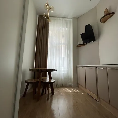 тиктора, 3 центр Lviv