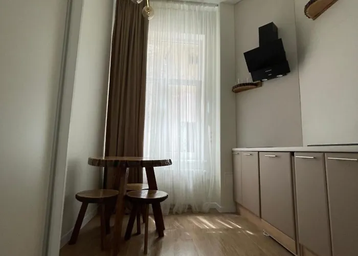 тиктора, 3 центр Lviv